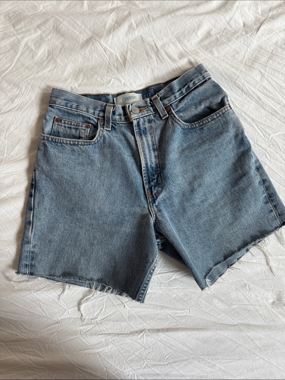 Vintage 100% Cotton Gap Jean Cut Off Shorts, size 4